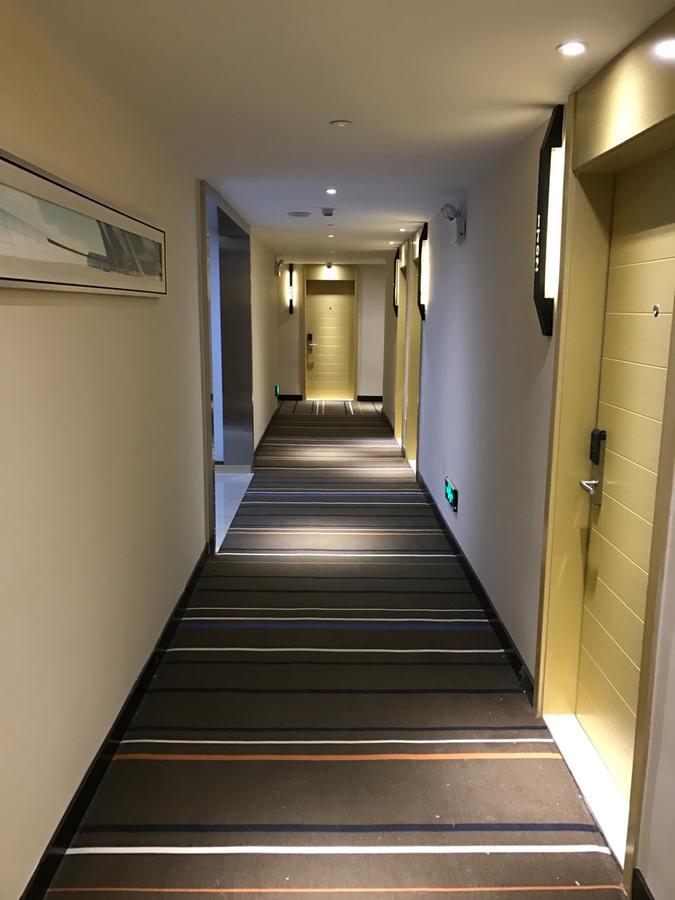 See U Select Hotel Wuhan Esterno foto