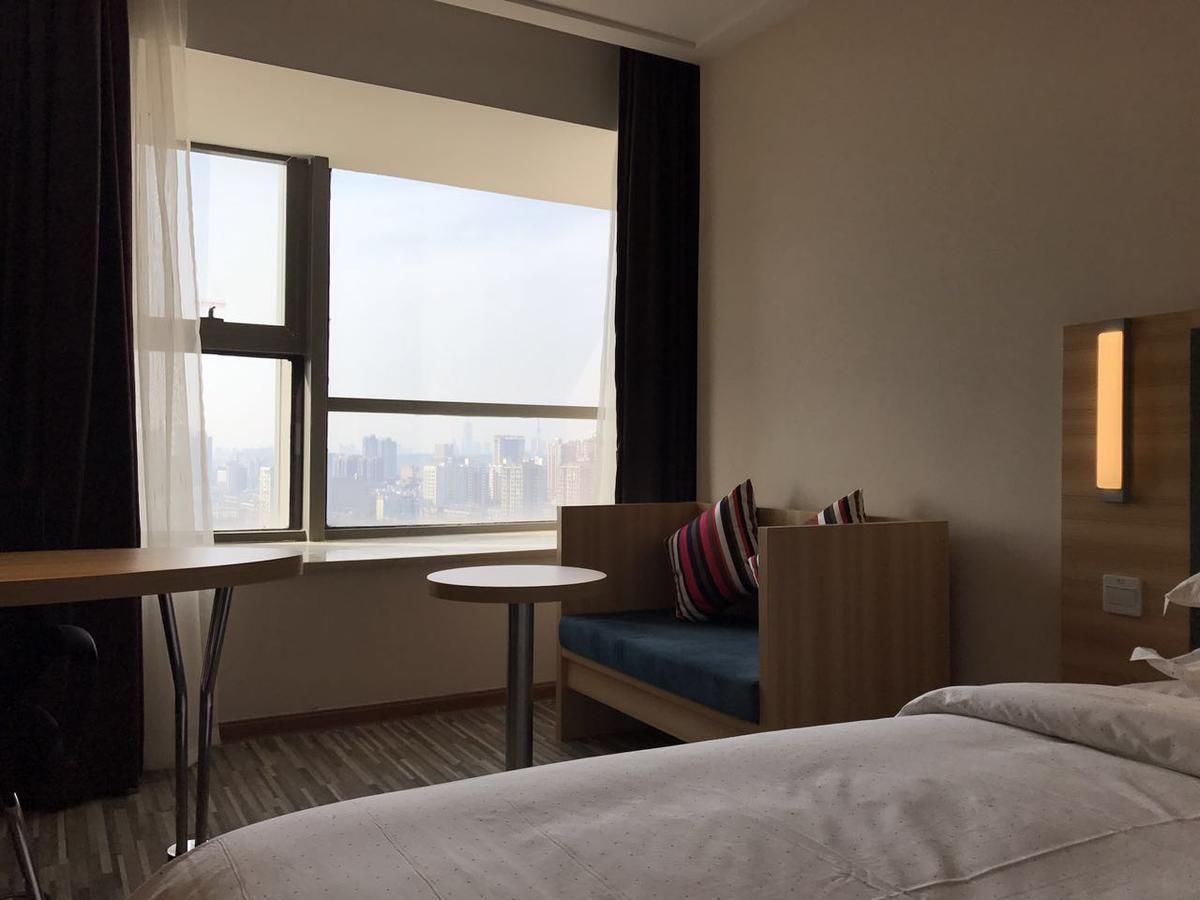 See U Select Hotel Wuhan Esterno foto