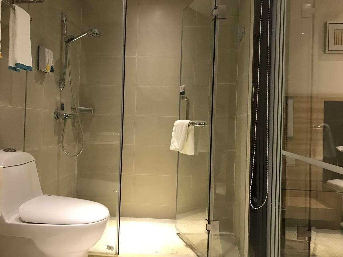 See U Select Hotel Wuhan Esterno foto